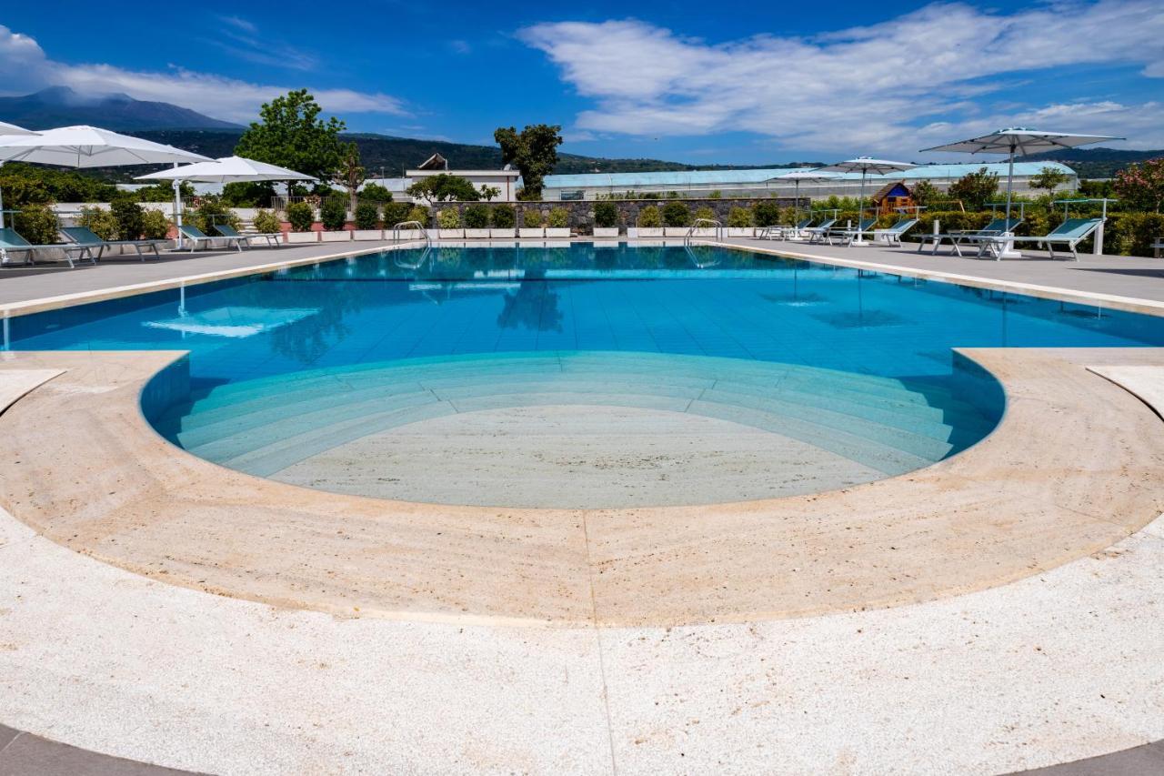 Dipladenia Garden Country Resort Mascali Exterior foto