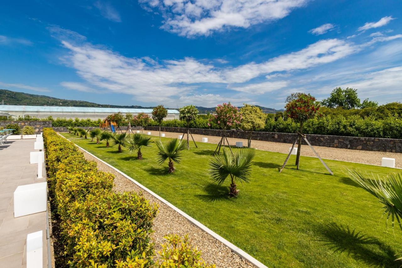 Dipladenia Garden Country Resort Mascali Exterior foto