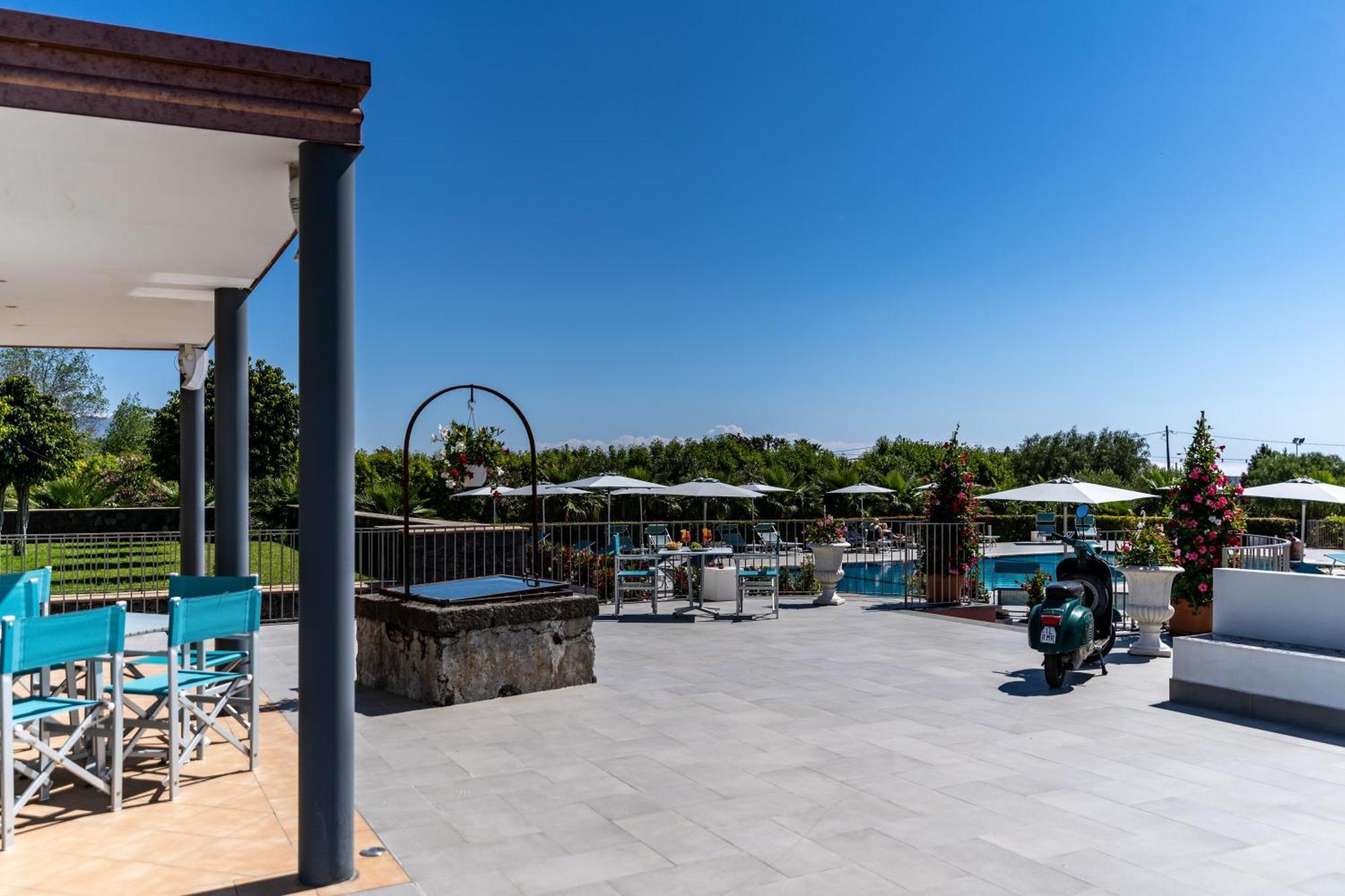 Dipladenia Garden Country Resort Mascali Exterior foto